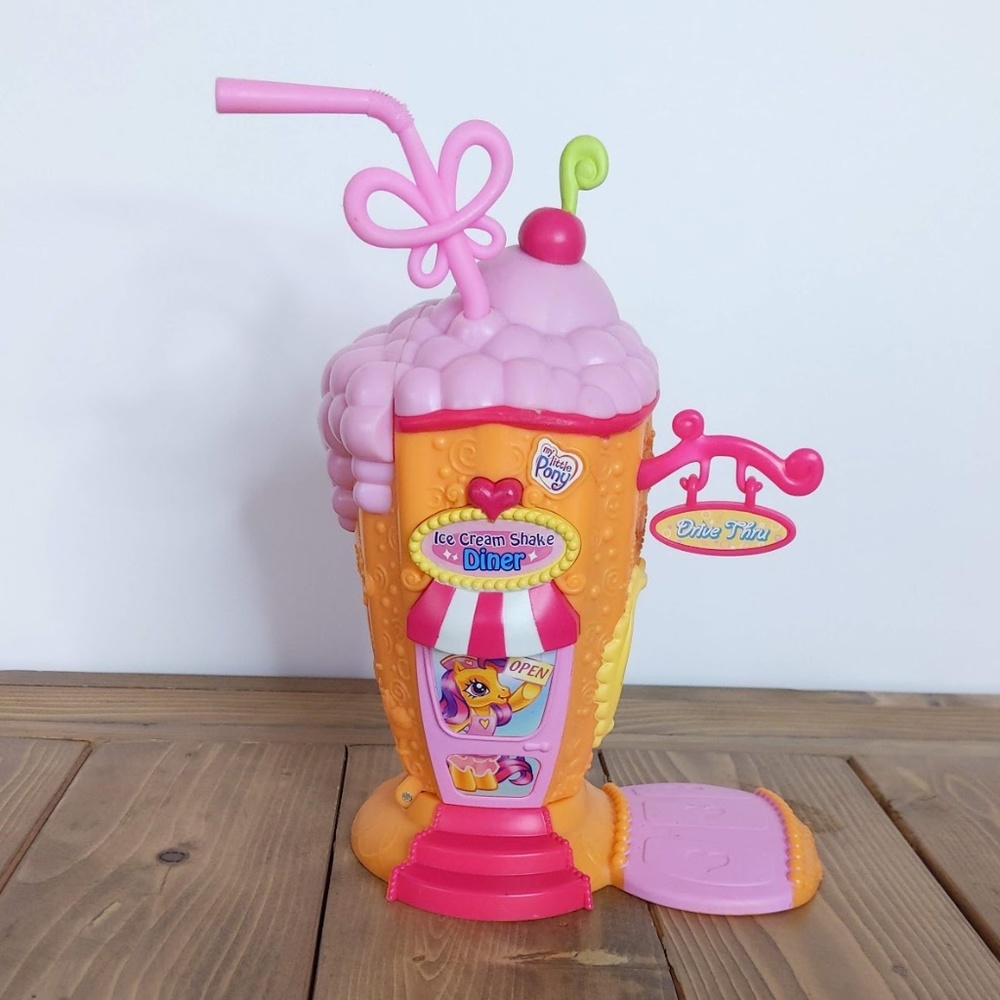 My Little Pony Ice Cream Shake Diner 2008 Hasbro